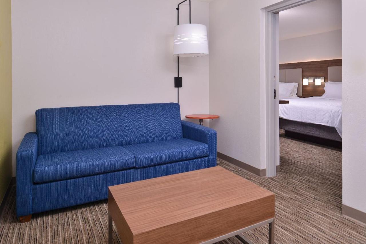 Holiday Inn Express Hotel And Suites Mesquite By Ihg Exterior foto
